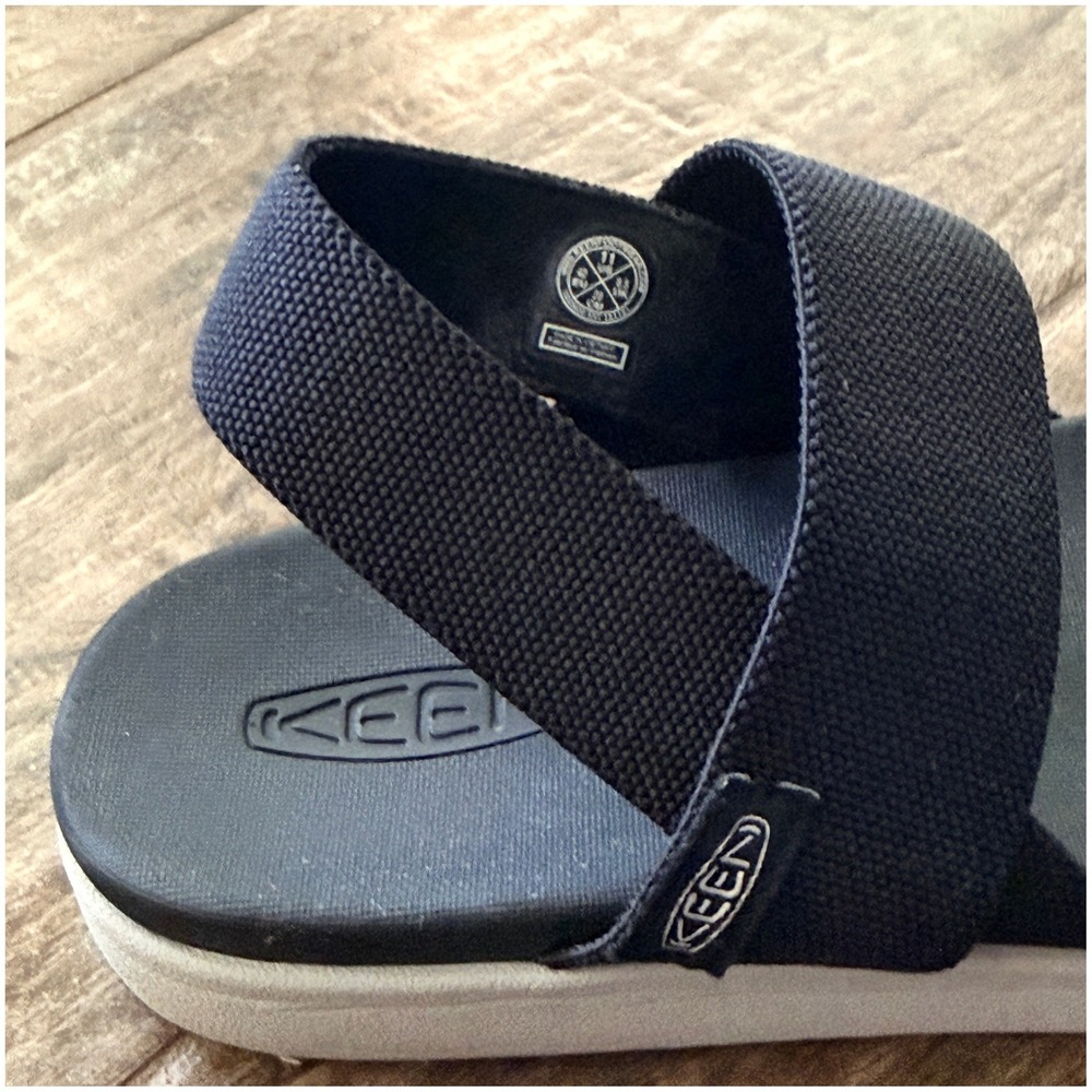 KEEN Women's Elle Backstrap Stretch Strap Walking Sandals,Black, 11 - Picture 6 of 8